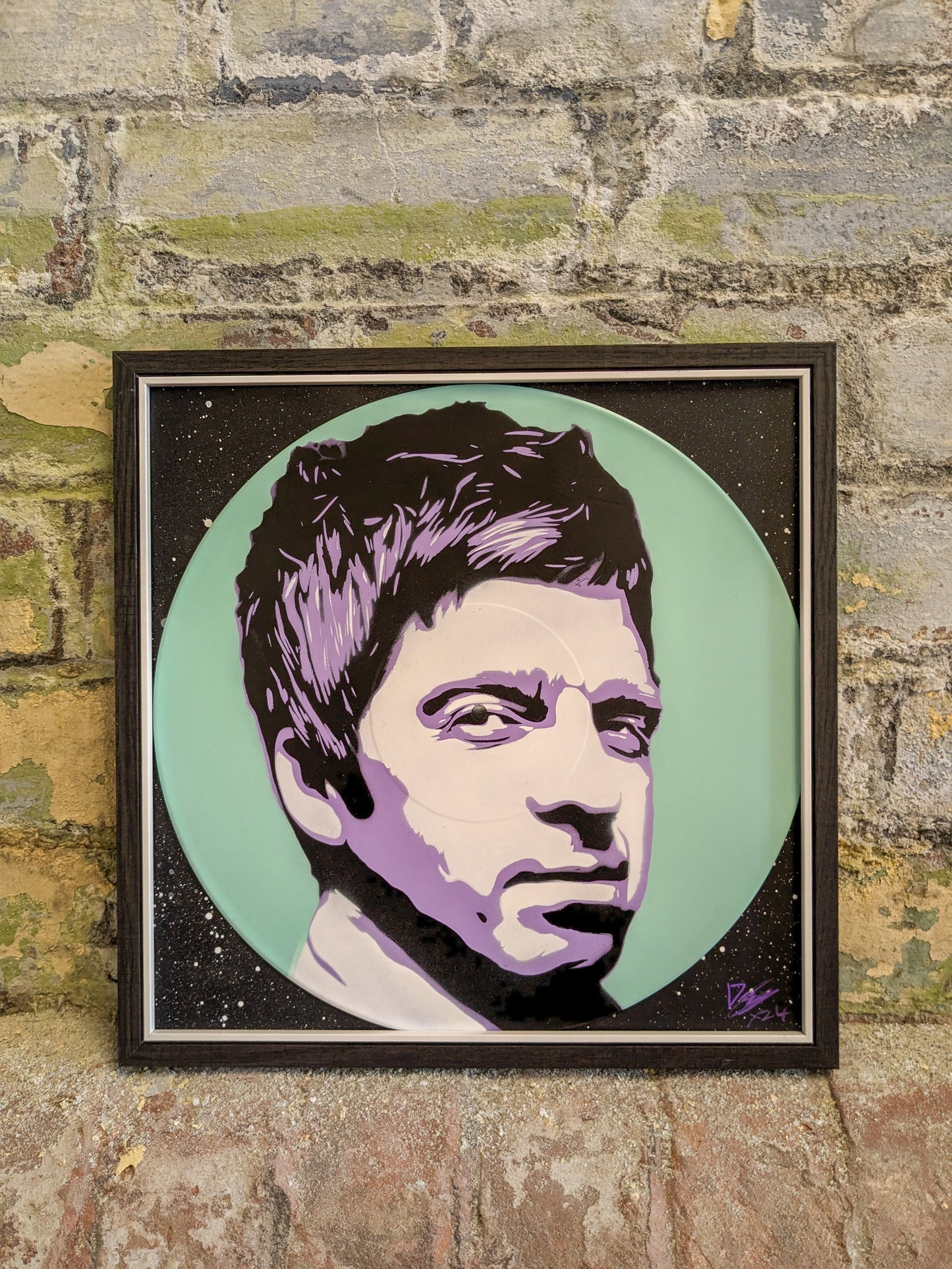 Liam & Noel Gallagher 12" Painted Record Set